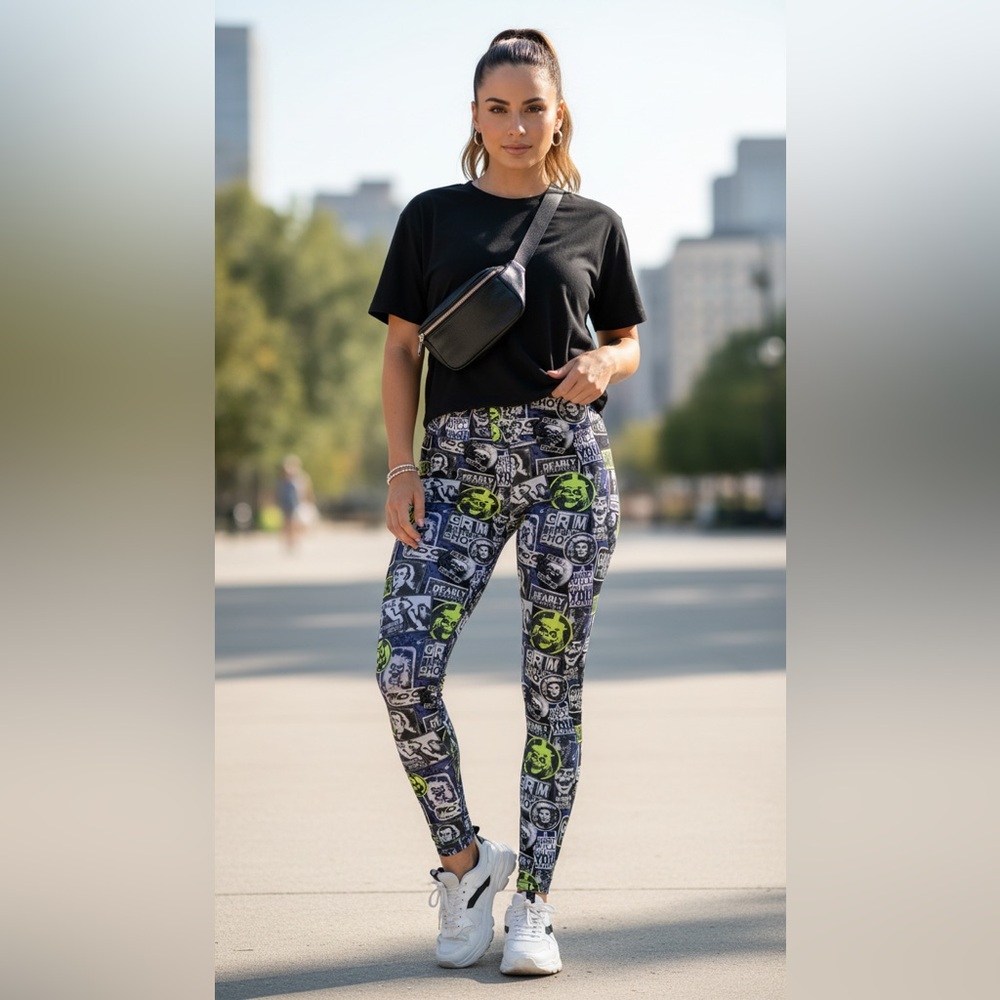 Disney spooky graphic capri leggings